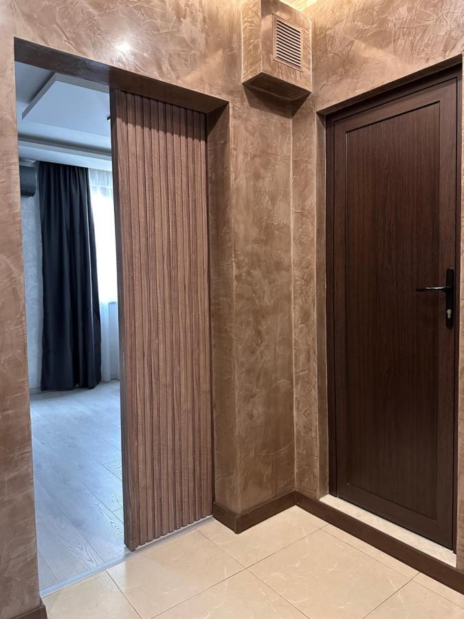 Елегантен Двустаен Апартамент Four Seasons Burgasz Kültér fotó
