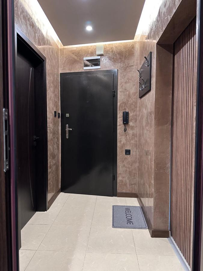 Елегантен Двустаен Апартамент Four Seasons Burgasz Kültér fotó